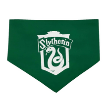 Cargar imagen en el visor de la galería, Bandana Slytherin
